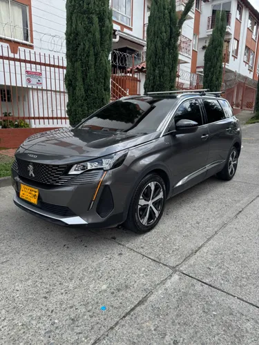 PEUGEOT 5008 GT 2023