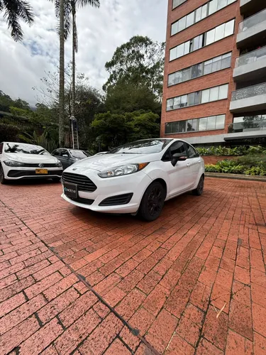 Ford Fiesta SE 2015 Automático Segundo Dueno
