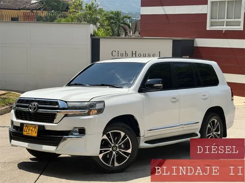 Toyota LC200 2015 diesel blindaje 2 Plus