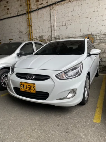 HYUNDAI ACCENT PREMIUM