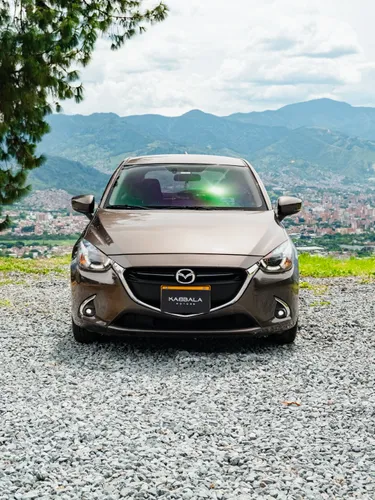 Mazda 2 Grand Touring