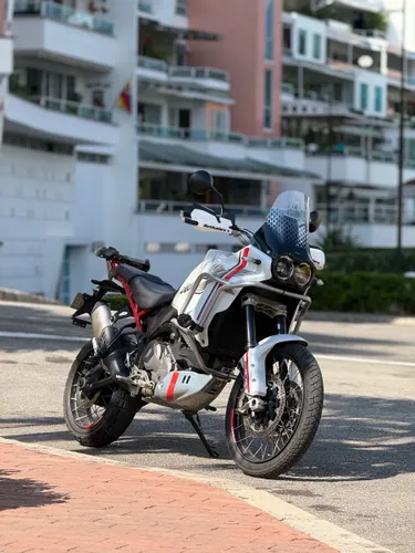 Ducati Desert X 2023