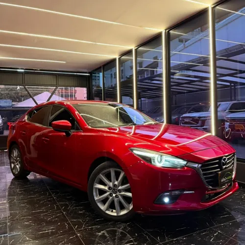 MAZDA 3 GRAND TOURING LX
