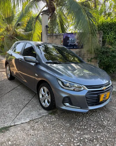 CHEVROLET ÓNIX PREMIER TURBO AT