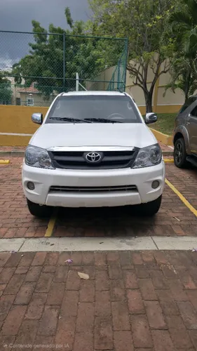 Toyota Fortuner blindada
