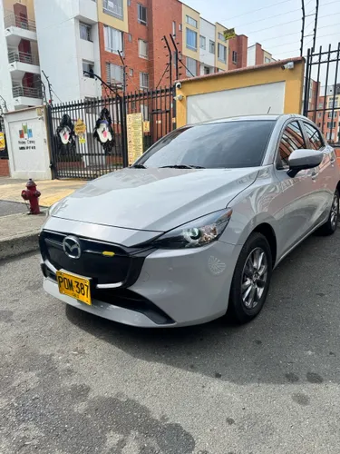 Mazda 2 touring 2026