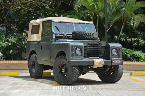 LAND ROVER SANTANA 88 1970
