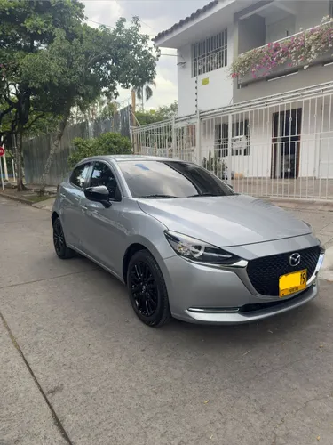 Mazda 2 Touring Carbon Edition