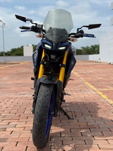 YAMAHA MT 15