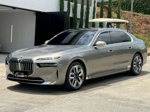 BMW 740I 2023 AUT