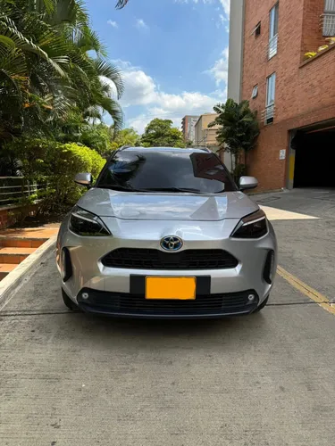 Toyota Yaris cross XS HEV