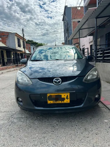 Mazda 2 2010