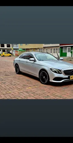 Mercedes Benz E200