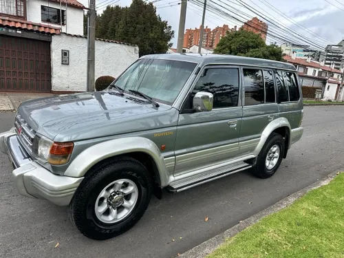 Mitsubishi Montero GLS 2005