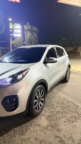 KIA SPORTAGE LX 2017