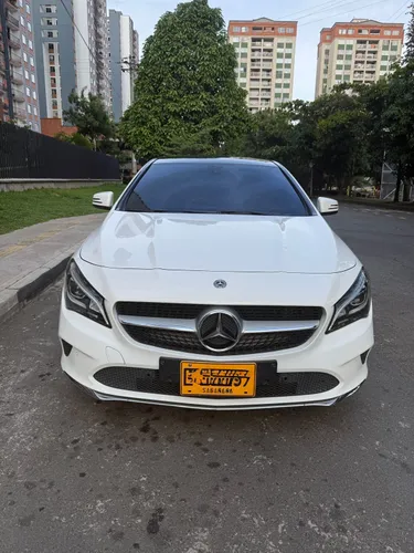 Mercedes-Benz CLA-180 - Modelo 2019