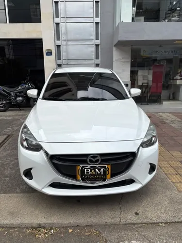 Mazda 2 sedan