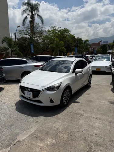 MAZDA 2 GRAN TOURING