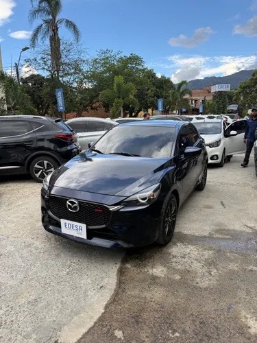 MAZDA 2 GRAND TOURING