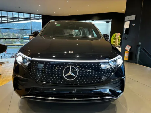 MERCEDES BENZ EQA 250 AMG LINE ELECTRICO GRAN BENEFICIO DE 20 MILLONES CON MATRICULA ULTIMAS 2 UNIDADES
