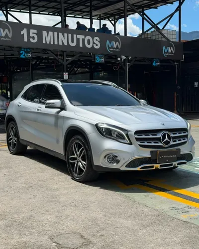 Mercedes Benz gla 200 2020