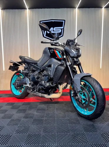 YAMAHA MT 09