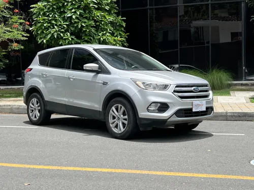 FORD ESCAPE SE MOD 2017