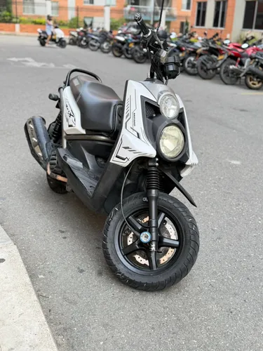 Yamaha BWS X Motard 125 CC automatica Modelo 2017