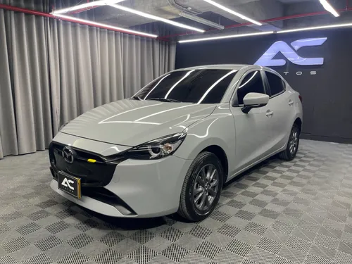 Mazda 2 Sedan 1.5 Touring At