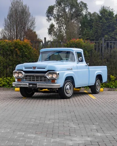 Ford F-100 Custom Cab 1960