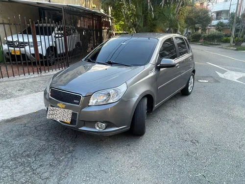 CHEVROLET AVEO EMOTION 1.6 AUTOMATICO 2013