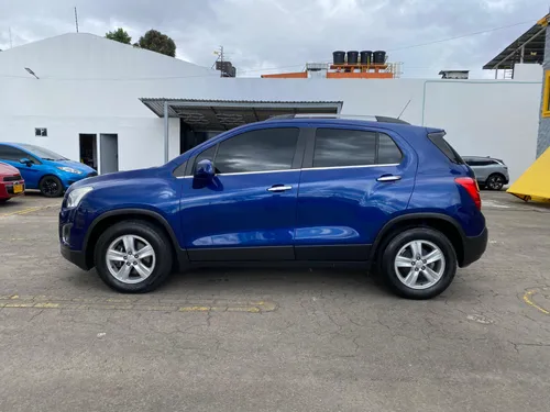 CHEVROLET TRACKER