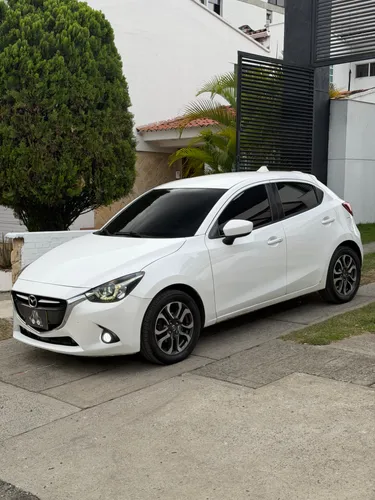 Mazda 2 Grand Touring AT 2017