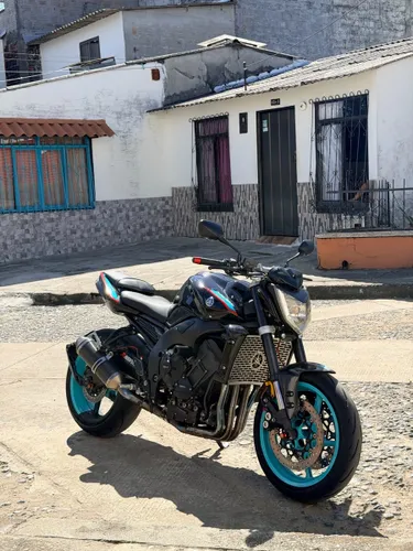 Yamaha fz1 2011