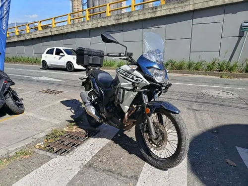Kawasaki versys 300  2022
