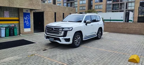 Toyota LC300 VXR FULL