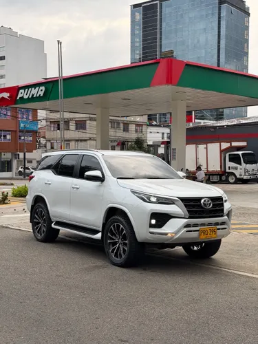 Toyota Fortuner Sr 2026 2.8 Diesel
