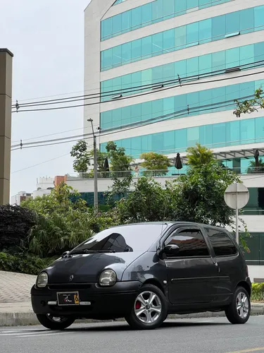 Renault Twingo Authentique 1.2cc 16v.