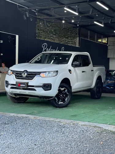 RENAULT ALASKAN