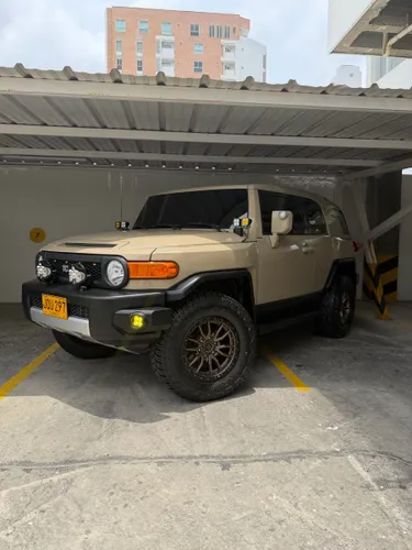 TOYOTA FJ CRUISER 2021 BLINDAJE 2 PLUS