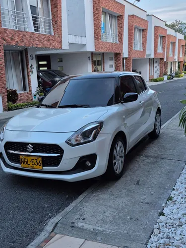 SUZUKI SWIFT HIBRIDO 2024 JAPONES