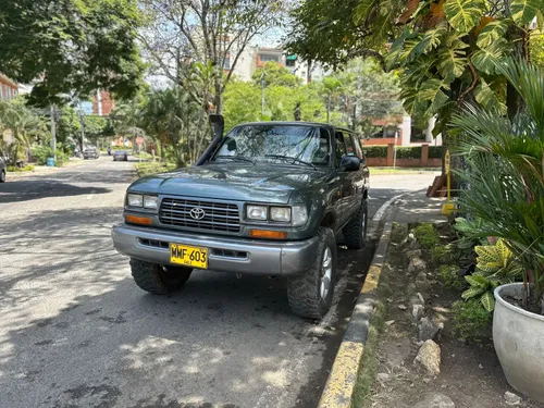 Toyota Burbuja Blindada VENDO O PERMUTO