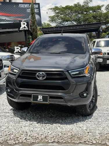 TOYOTA HILUX 2.4 2023  4X4 DIESEL