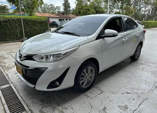 Toyota Yaris XS 2022