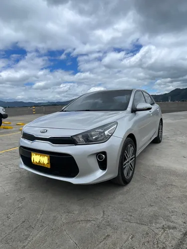 KIA RIO 2020