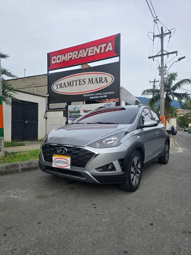 Hyundai HB20X