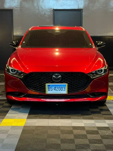 Mazda 3 Grand touring LX edición Carbón 2.5