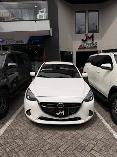 Mazda 2 touring 2017
