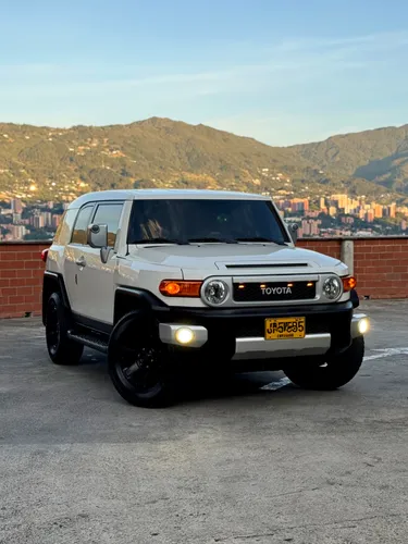 Toyota fj cruiser 2020