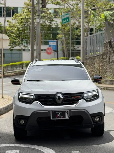 Renault Duster Iconic
